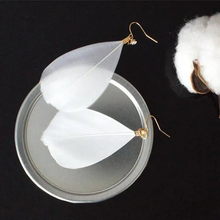 2020 new fashion earrings feathers crystal influx of people exaggerated personality jewelry wholesale ladies gift distribution