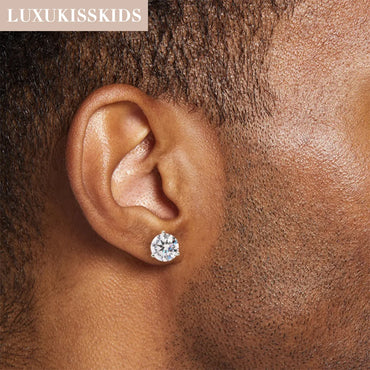 LUXUKISSKIDS 2pcs Crystal Round Stud Earrings Clearly Cubic Zircon Woman/Man Stainless Steel 4 Prong Tragus Cartilage Piercing