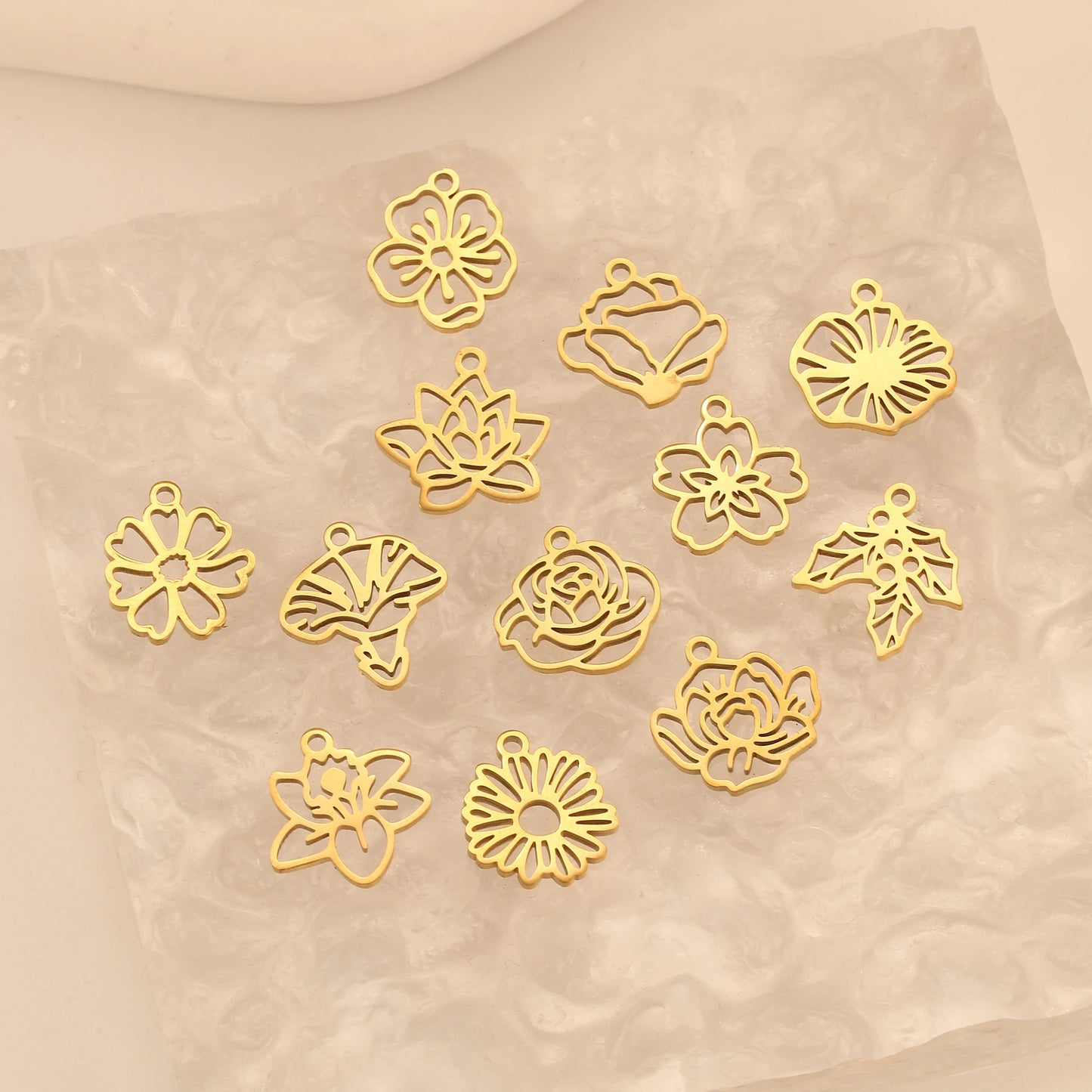 5Pcs Stainless Steel Birth Month Flower Charms Birthday Flower Dangles Plant Floral Pendant DIY Necklace Earrings Jewelry Making
