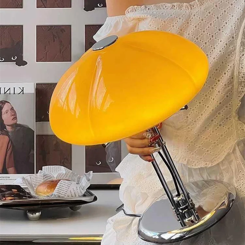 Mid century modern table lamps Creative mushroom table lamp Bedroom orange Bauhaus Light Retro Designer bedside reading lamps