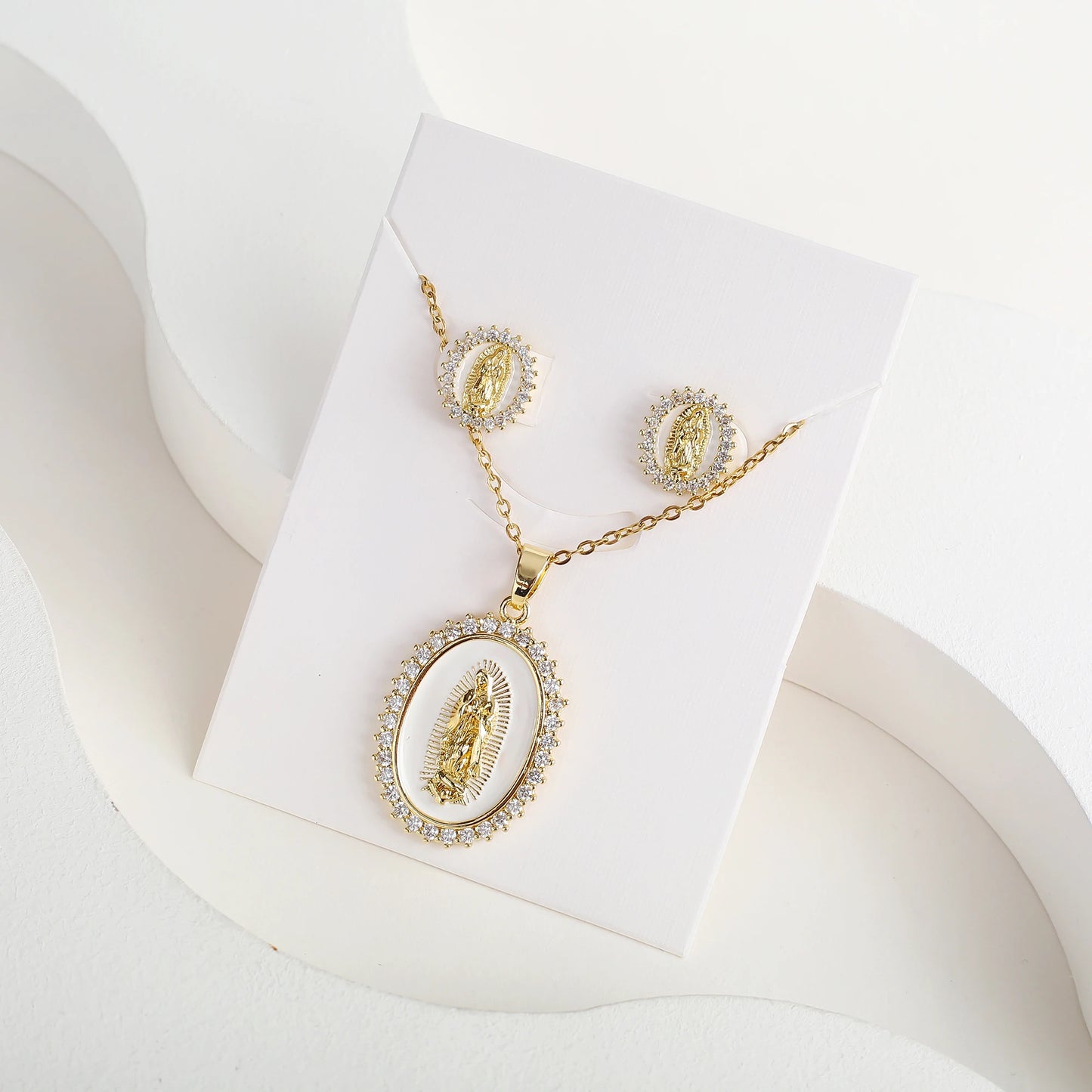 Classic Anti-Allergic Maria Pendant Necklace Set High Quality Zirconia 18K Gold Plated Stud Earrings Women Girls Religious Gifts