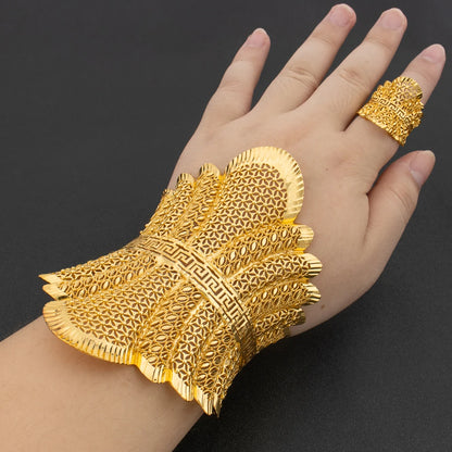 Arab Luxury Gold Plated Bracelet Ring Copper Large Bangle Jewelry Set for Women Adjustable Ring Design Fashion Wedding Jewelry