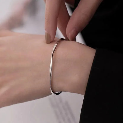 New simple bow bell opening adjustable girlfriends bracelet
