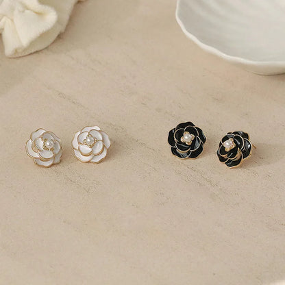 2022 Korean Women's Earrings Fashion New Style Temperament Celebrity Camellia Blossom Popular Design Premium Pearl Earrings